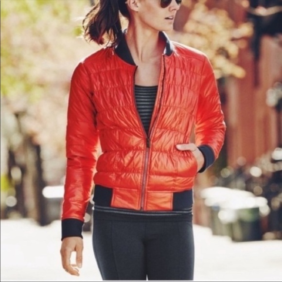 Athleta Utility Quilted Bright Puffer Jacket Red Small - Picture 1 of 7